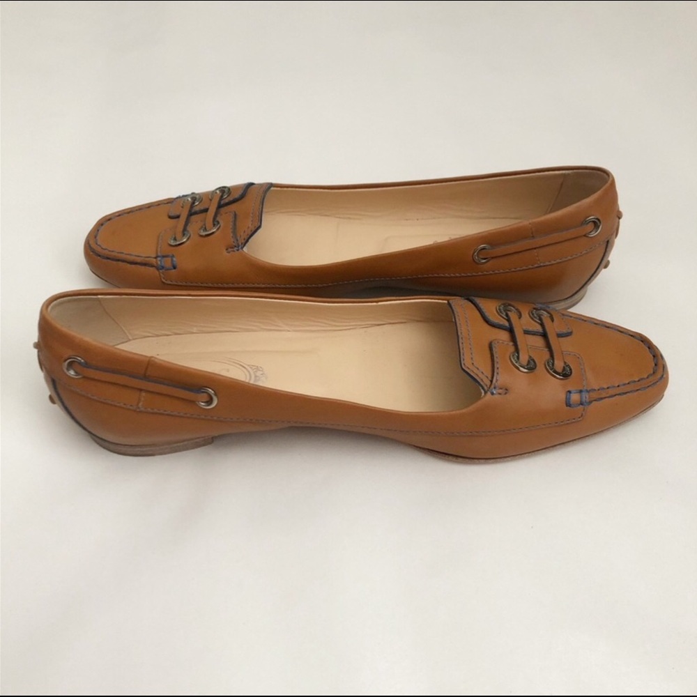 Tod’s Leather Ballerina Loafer Slip On Flats - Picture 11 of 11